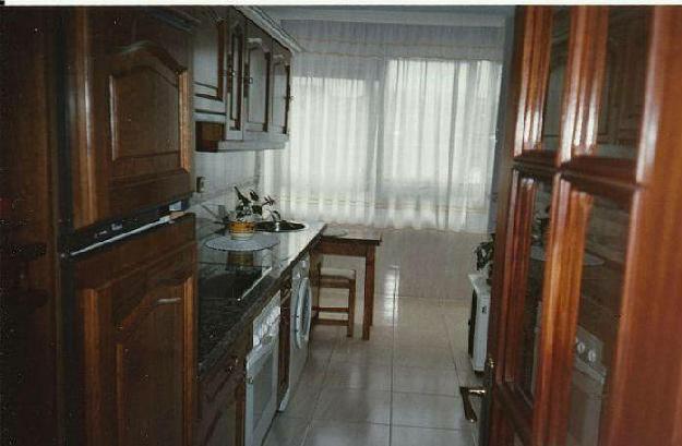 Piso en Alquiler3 Dormitorios. 78 m2. Se alquila piso en Torrelavega. Inmobisal.