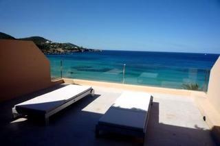 Apartamento en alquiler de vacaciones en Cala Tarida, Ibiza (Balearic Islands)