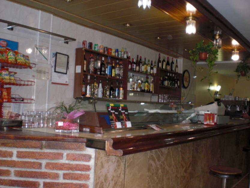 Restaurante bar en traspaso en zona maragall