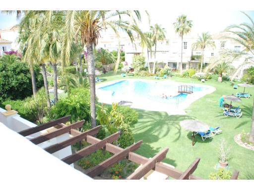 Vivienda adosada 2 habitaciones - Marbella - Nueva Andalucía