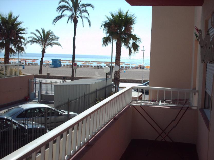 Se alquila apartamento en Peñiscola 1ª linea de playa