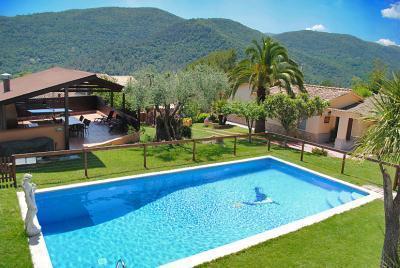 Villa with pool with magnificient views