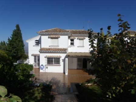 REF:3522 - Villa En venta en Alhaurín el Grande