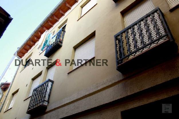 Apartamento 1 dormitorios, 1 baños, 0 garajes, Buen estado, en León, León