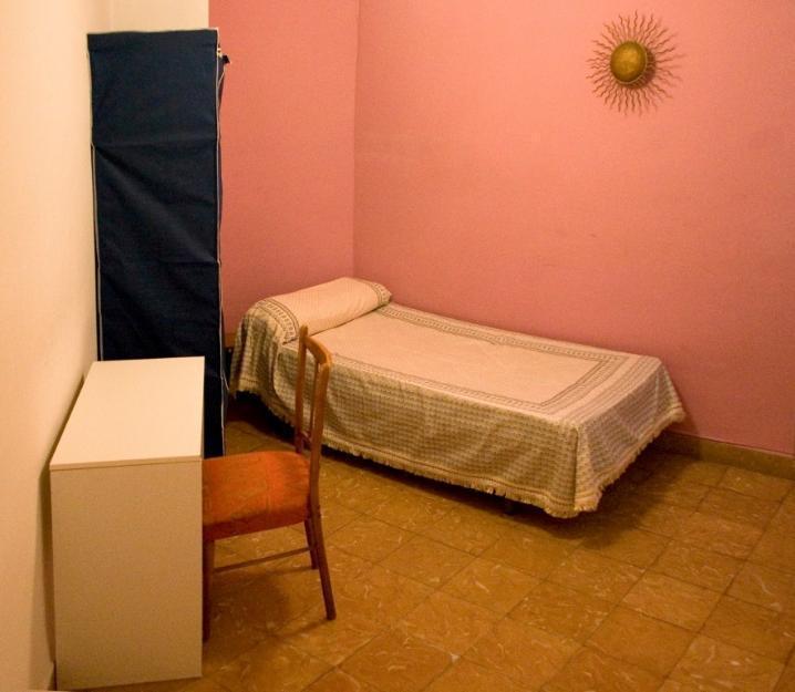 Habitación individual (rent a room–shared flat) centro Valencia