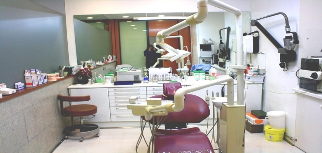 Clinica Dental en Alquiler dentro del Policlinic Tarradellas