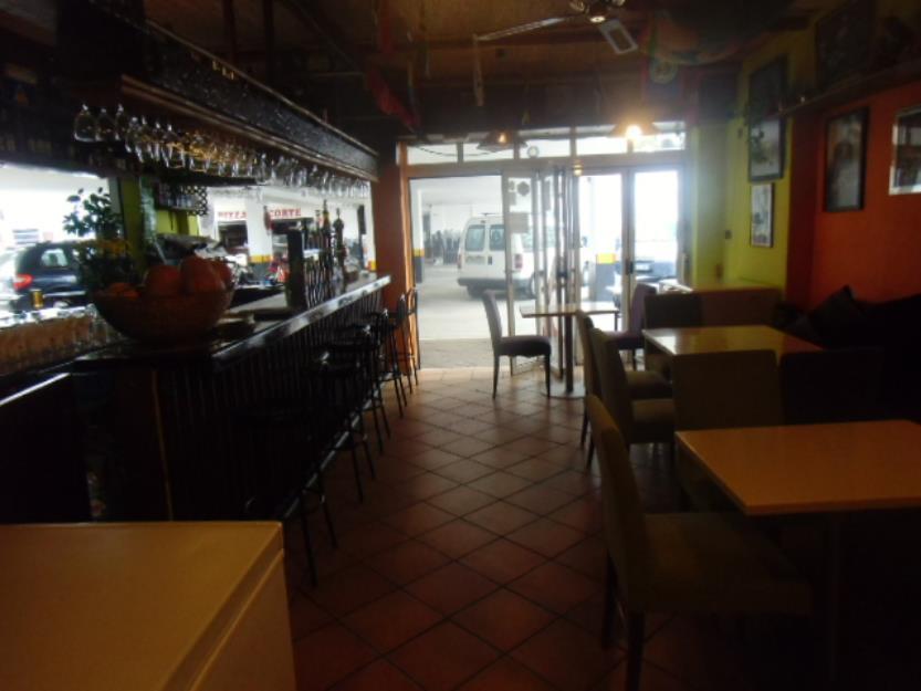 Bar- Restaurante en el Puerto Deportivo Marbella