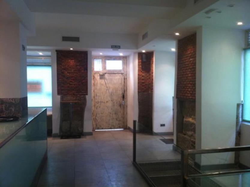 Se alquila precioso Bar 210m² con s/h en Chueca