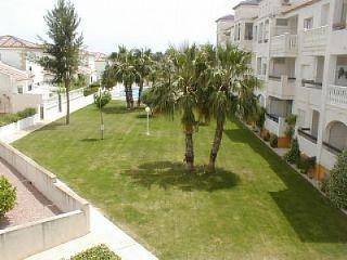 Apartamento en alquiler en Villamartin, Alicante (Costa Blanca)