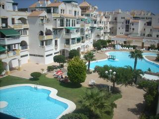 Apartamento en residencia : 2/4 personas - piscina - vistas a mar - roquetas de mar  almeria (provincia de)  andalucia