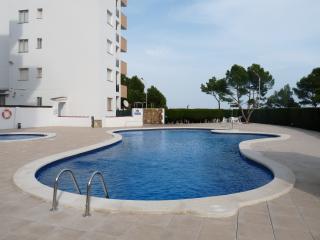 Apartamento en residencia : 4/6 personas - piscina - vistas a mar - miami playa  tarragona (provincia de)  cataluna  esp