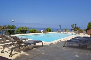 Apartamento en villa : 2/6 personas - piscina - junto al mar - vistas a mar - calvi  alta corcega  corcega  francia