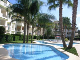 Apartamento : 6/6 personas - piscina - vistas a mar - denia  alicante (provincia de)  comunidad valenciana  espana