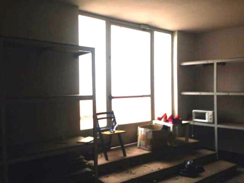 En alquiler local 180m²  con posibilidad de s/h en la zona más comercial de  Ciudad Lineal