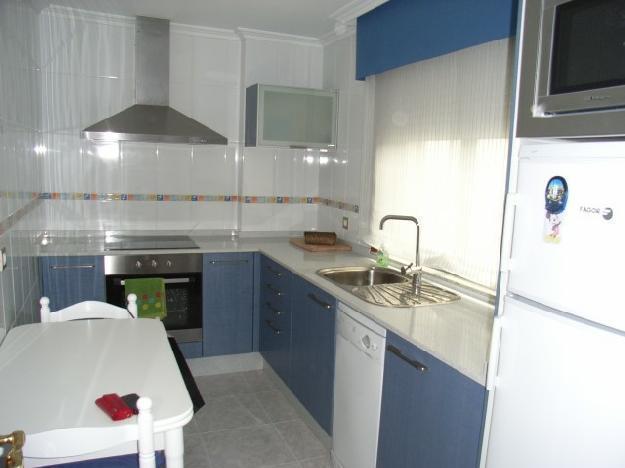 Nuevo y amplio apartamento en zona nueva de Milladoiro.