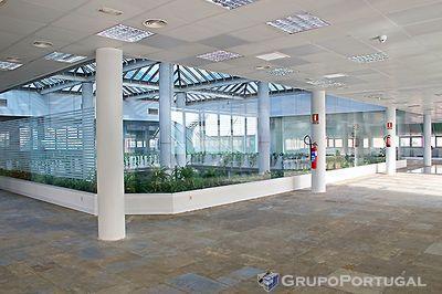 En alquiler oficina 660m² segunda planta zona Josefa Valcárcel – Ciudad Lineal