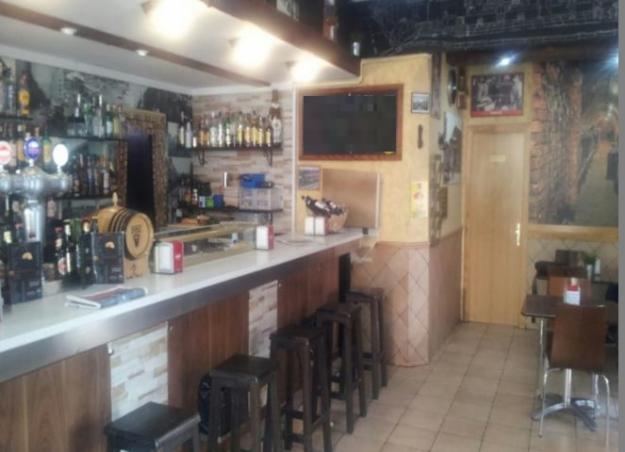 ¡OPORTUNIDAD! Traspaso Bar con cocina 80m² en el Barrio de Salamanca
