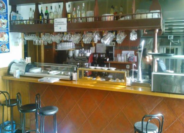 Traspaso Bar Restaurante 70m² con terraza en zona Vicente Calderón