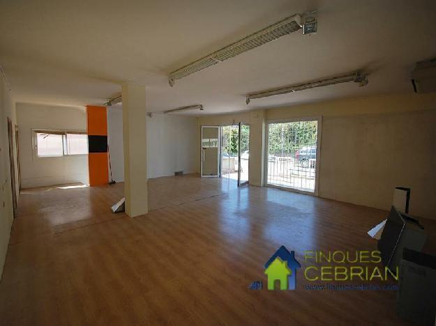 Local comercial en Alquiler en