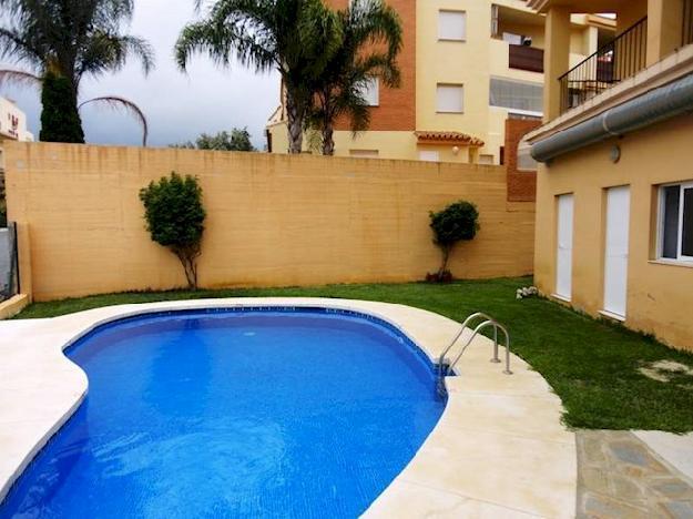 Apartamento en alquiler en ,  (Costa del Sol) - Ref. 2607316