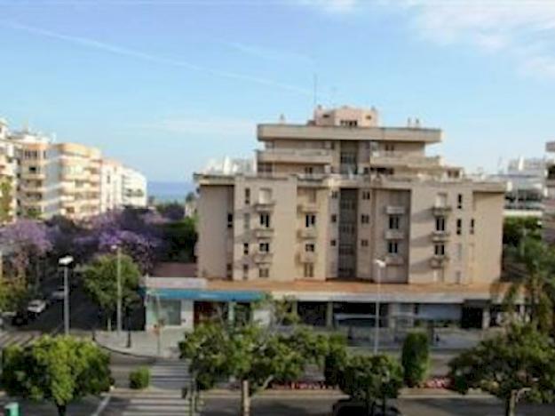 Apartamento en alquiler en ,  (Costa del Sol) - Ref. 2276671