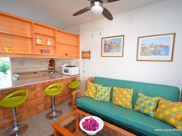 Alquiler, apartamento de dos habitaciones, en el centro de Puerto Rico, Mogan, Gran Canaria. Apartment offered for rent
