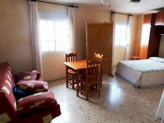 Apartamento en alquiler en ,  (Costa del Sol) - Ref. 2631408