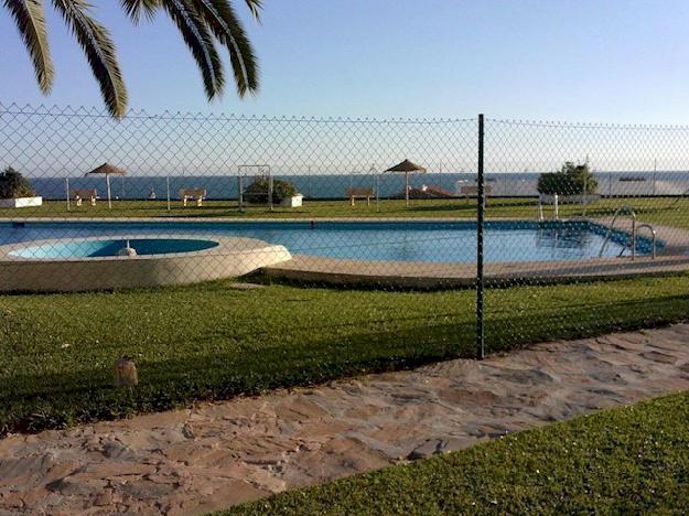 Apartamento en alquiler en ,  (Costa del Sol) - Ref. 2630925