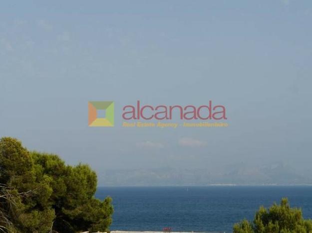 Solar con vistas al mar en Alcanada, Alcudia