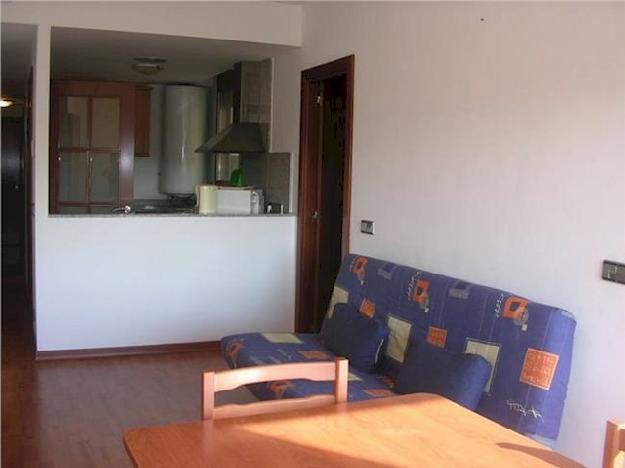 Apartamento en alquiler en ,  (Costa Brava) - Ref. 1075984
