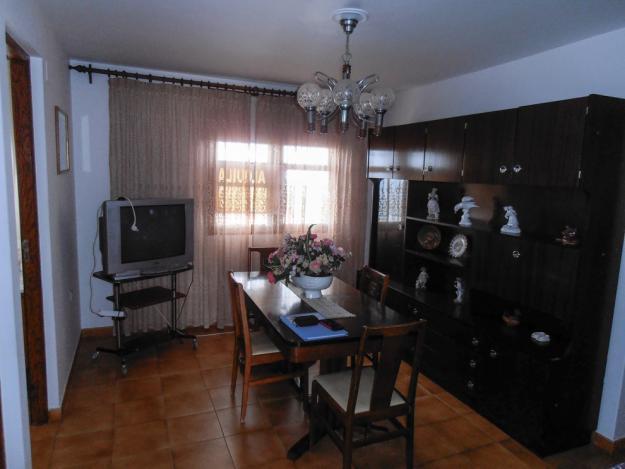 En San Andres y Sauces cod 38720 se alquila Piso 3 planta con tres dormitorios y excelentes vistas