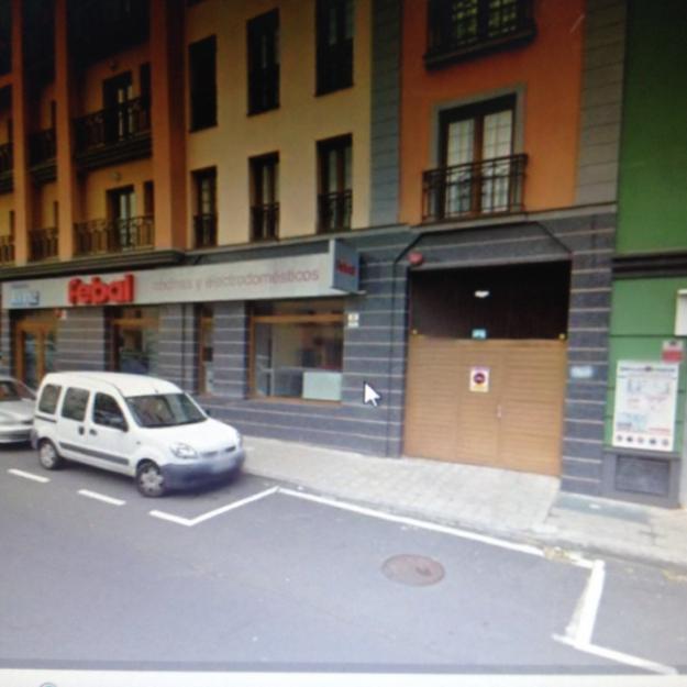 En San Cristobal de La Laguna S/C de Tenerife Se alquila/vende Garaje cod 38205 Se alquila  /mes se vende 13.6