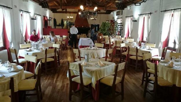 En alquiler complejo con Restaurante y terraza en Villalbilla