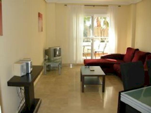 Apartamento en alquiler en ,  (Costa del Sol) - Ref. 2070347