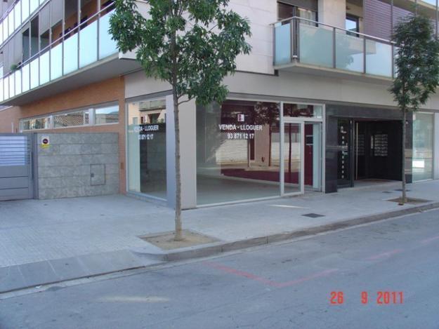 Magnífico local comercial seminuevo de 152 m2